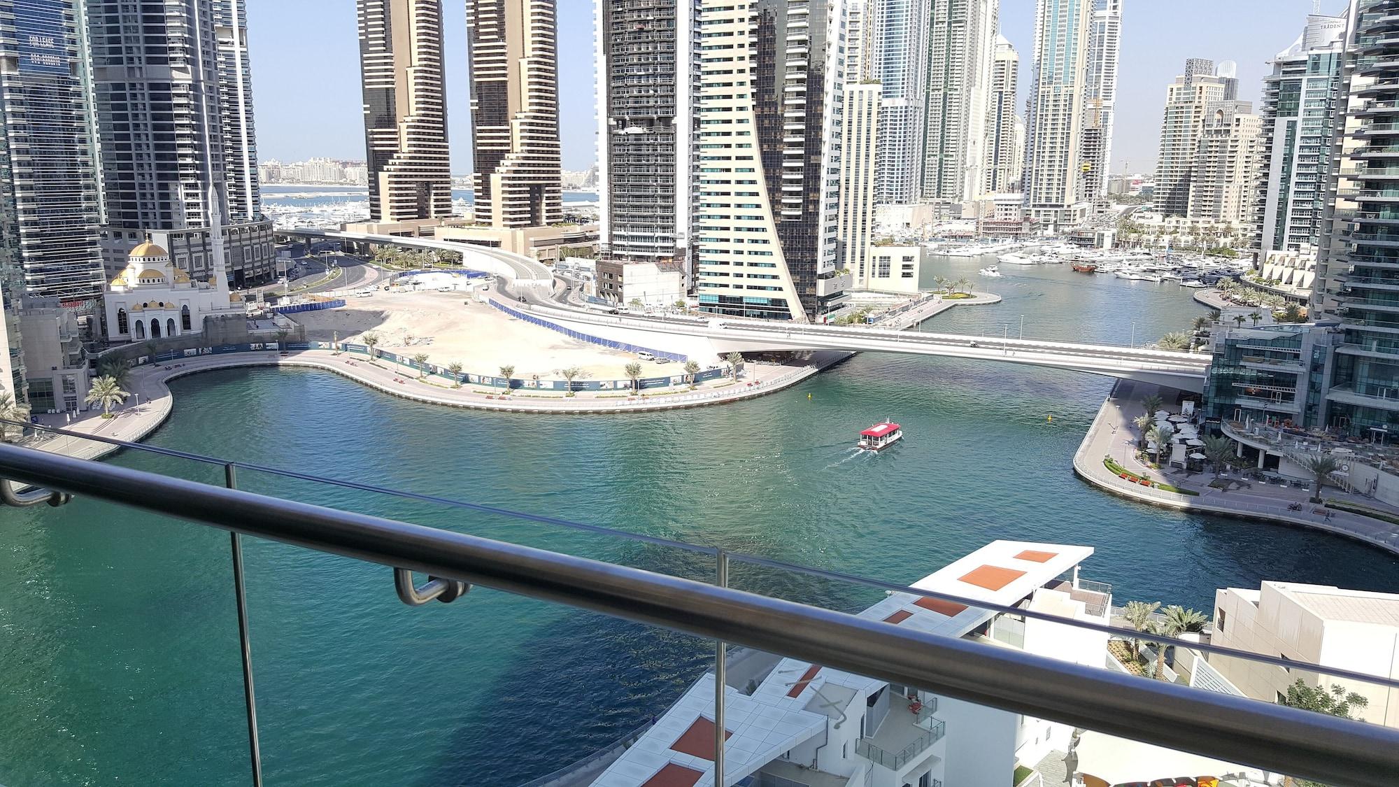 La Verda Suites And Villas Dubai Marina ภายนอก รูปภาพ The Dubai Marina