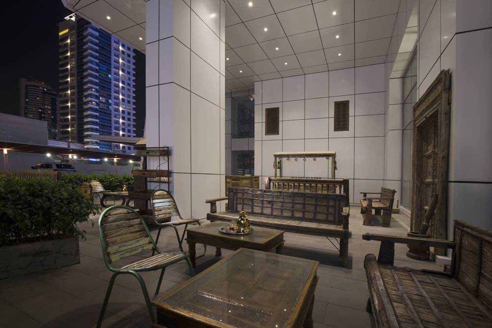 La Verda Suites And Villas Dubai Marina ภายนอก รูปภาพ The interior of the museum